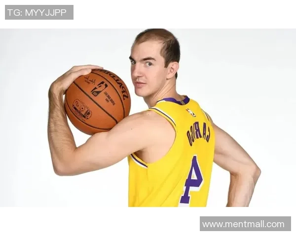 亚历克斯卡鲁索的篮球之路与个人魅力揭秘