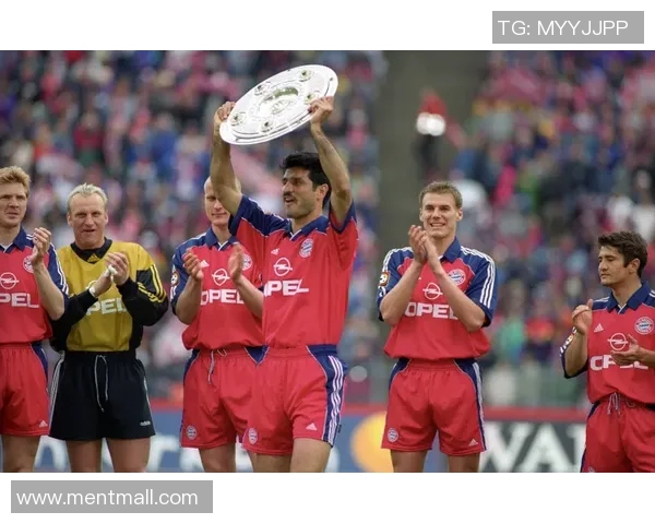 亨克与贝弗伦激战正酣谁能在这场对决中笑到最后