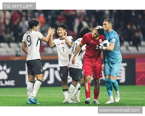 伊拉克足球队与国足激战正酣谁能在国际赛场上笑到最后