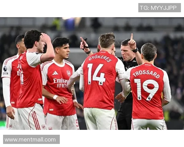 2018年曼联与斯旺西的激烈对决回顾与精彩瞬间分析