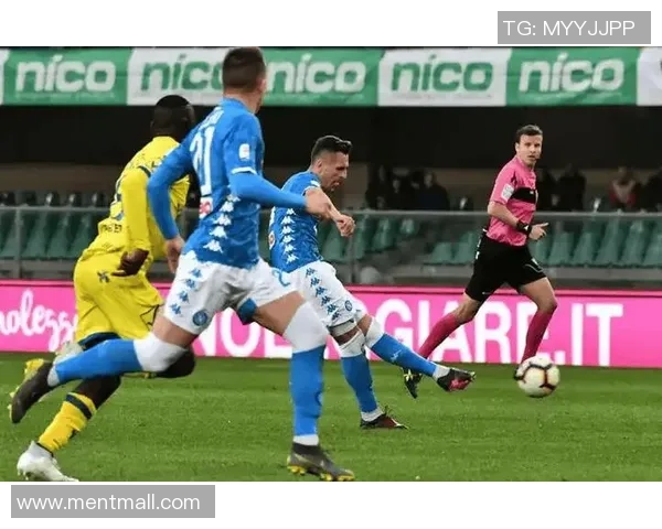 图卢兹主场迎战波尔多两队争夺关键积分的激烈对决