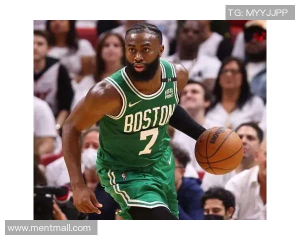 杰伦布朗在NBA赛季中的表现与未来发展潜力分析